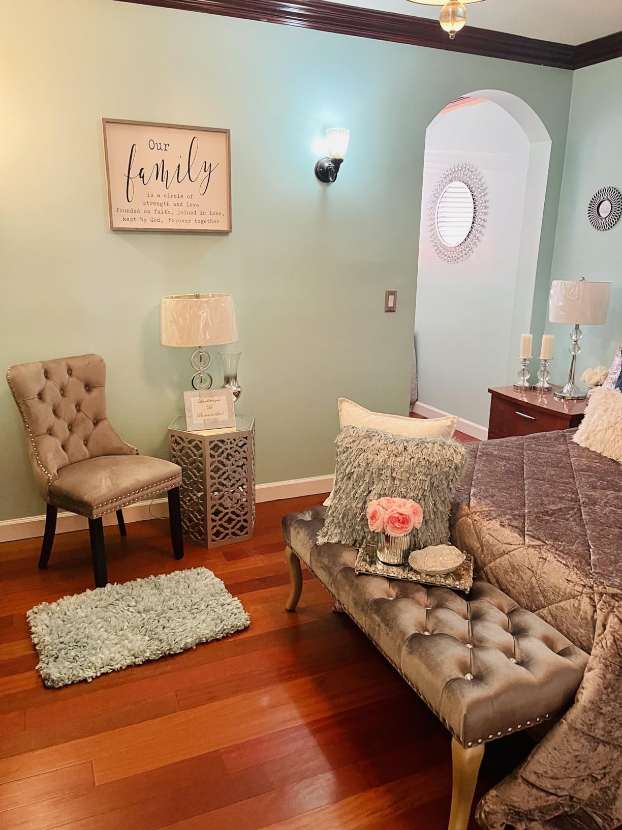 Roundhill Furniture Decor Maxem Tufted Fabric Upholstered Seat with Nailhead Trim Bench, Gray customer photo 1