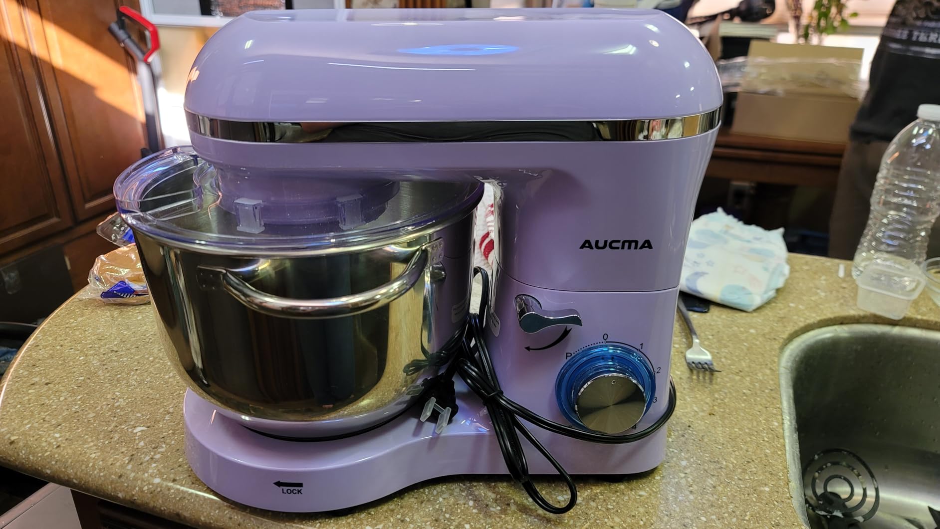 Aucma Stand Mixer,6.5-QT 660W 6-Speed Tilt-Head Food Mixer, Kitchen Electric Mixer with Dough Hook, Wire Whip & Beater (Blue, 6.5QT) customer photo 1