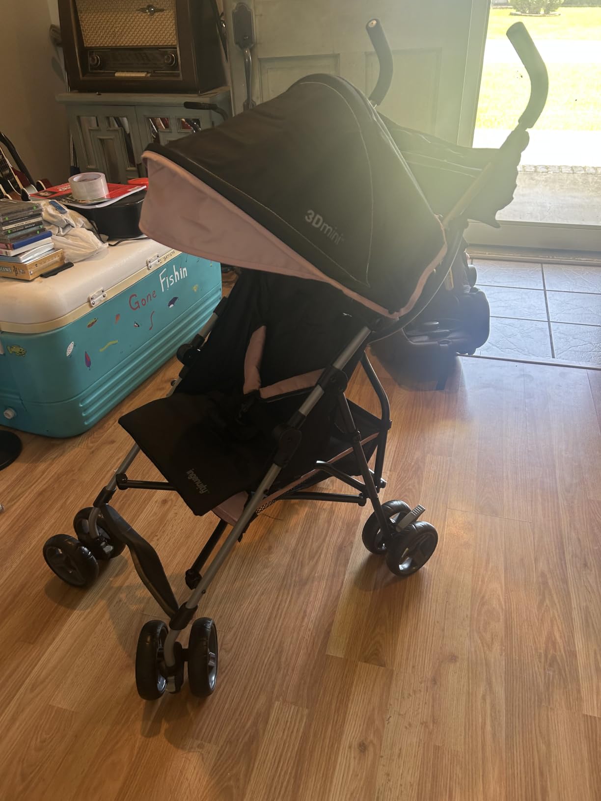 Ingenuity 3D Mini Convenience Stroller – Lightweight Stroller with Compact Fold, Multi-Position Recline, Canopy with Pop Out Sun Visor and More – Umbrella Stroller for Travel and More, Gray customer photo 2