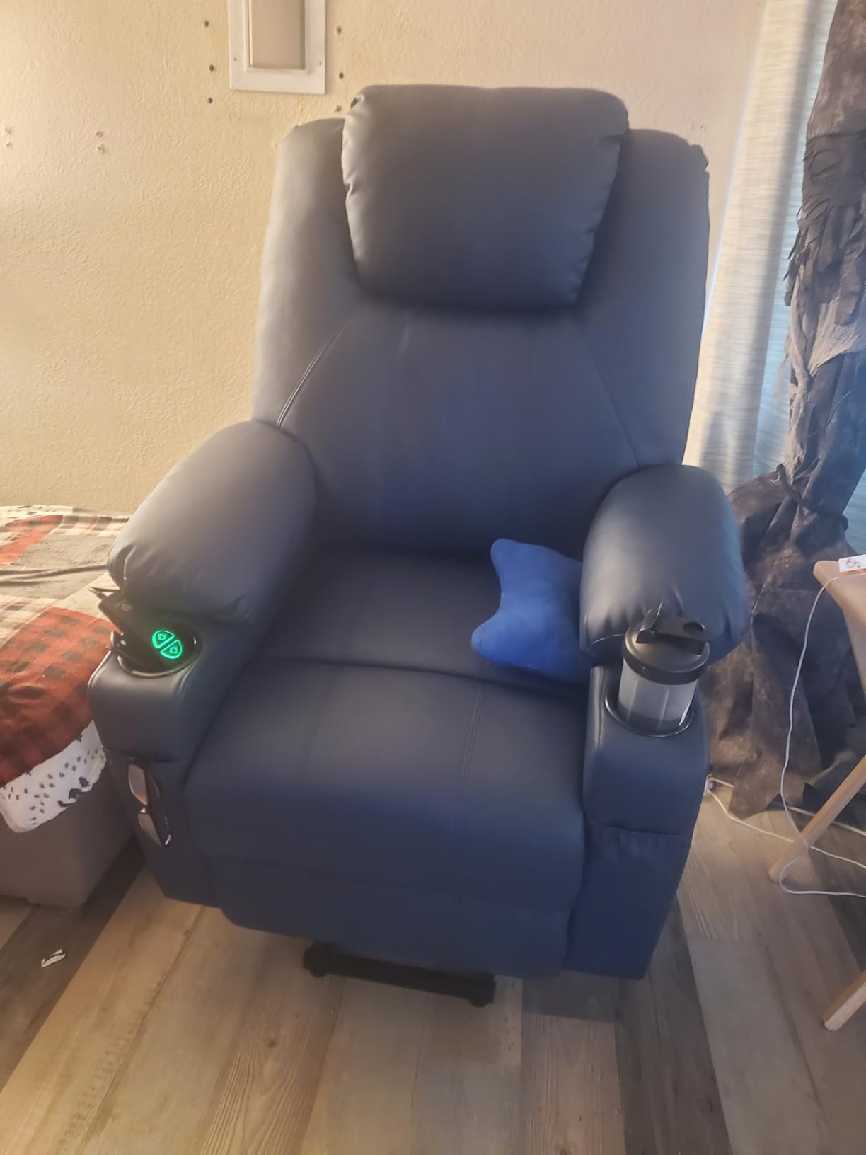 MCombo Power Lift Recliner Chair for Elderly, Heat and Massage 7040(Medium) customer photo 1