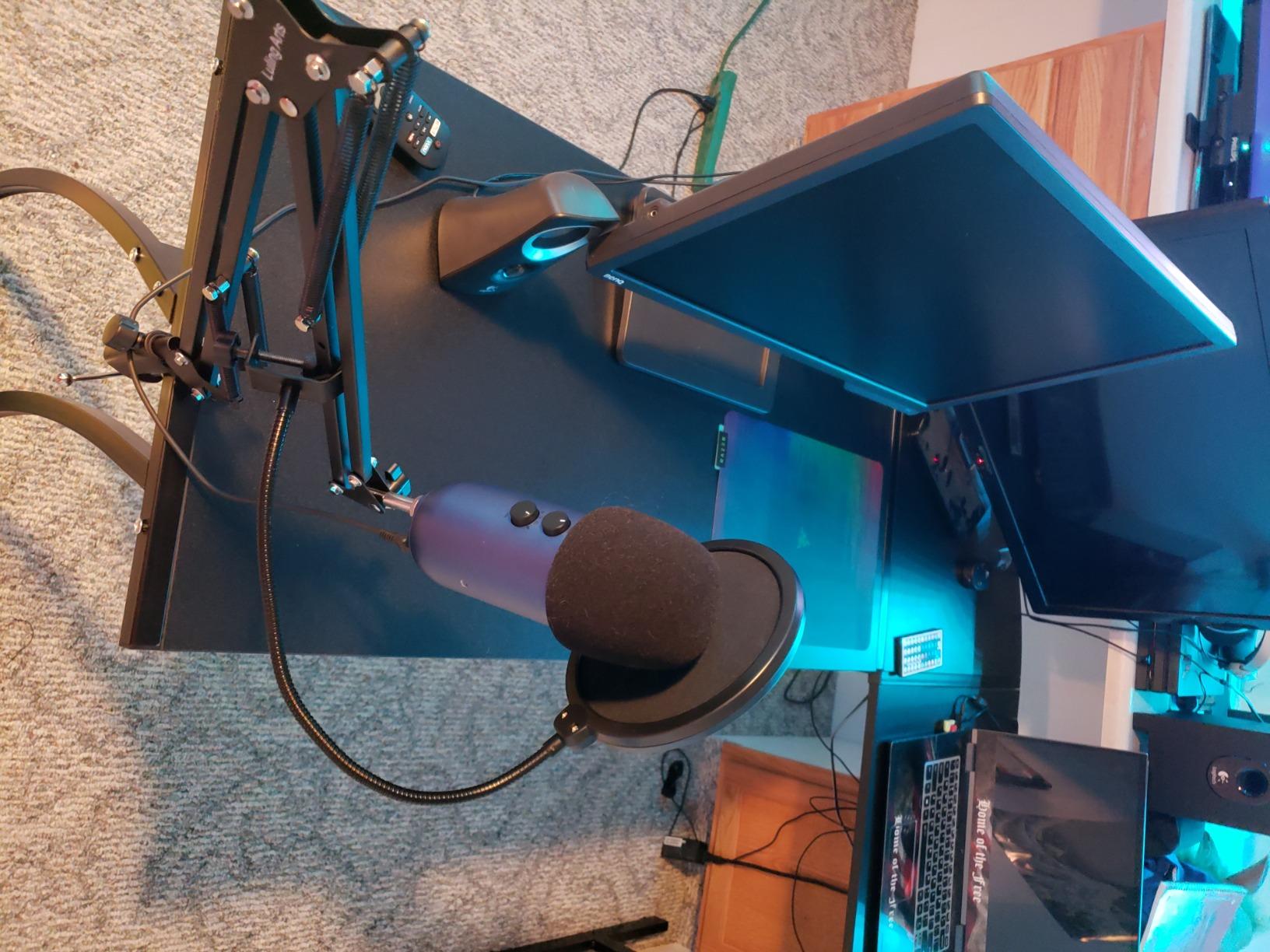 Microphone Stand for Blue Yeti, Quadcast Boom Arm Scissor Mic Stand with Windscreen and Double layered screen Pop Filter Heavy Duty Mic Boom Scissor Arm Stands, Broadcasting and Recording.Game customer photo 2