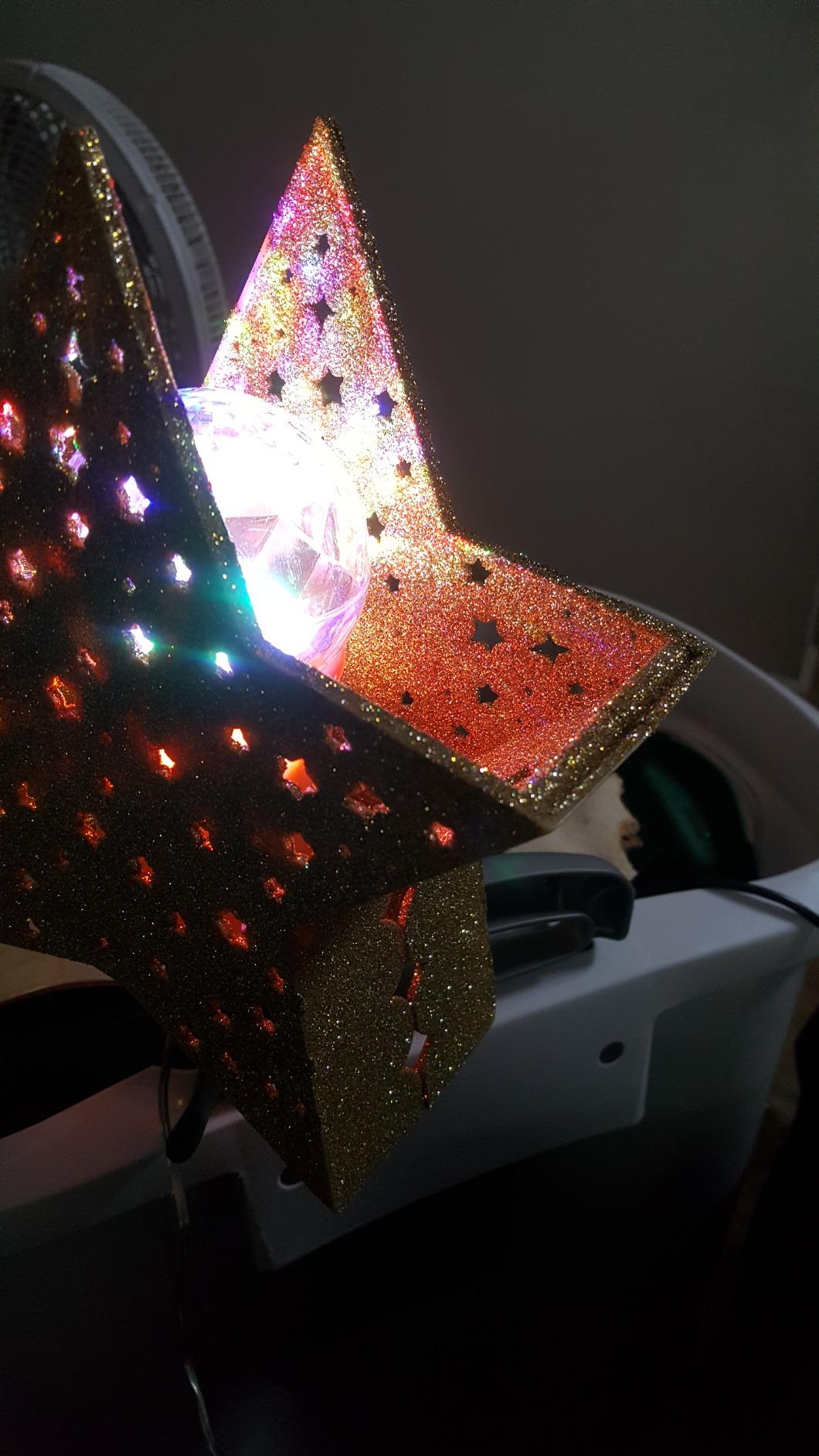 EAMBRITE 14” 40 LED Christmas Rattan Tree Topper Lighted Star Topper customer photo 1