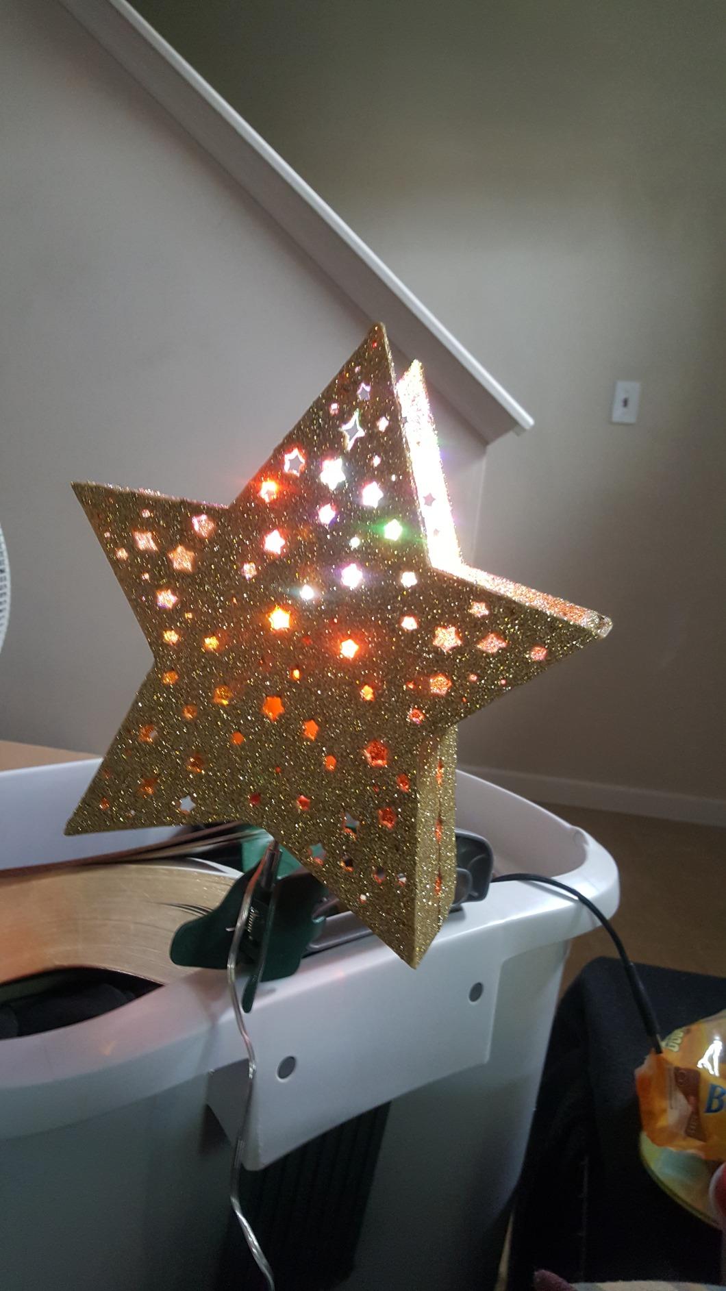 EAMBRITE 14” 40 LED Christmas Rattan Tree Topper Lighted Star Topper customer photo 2