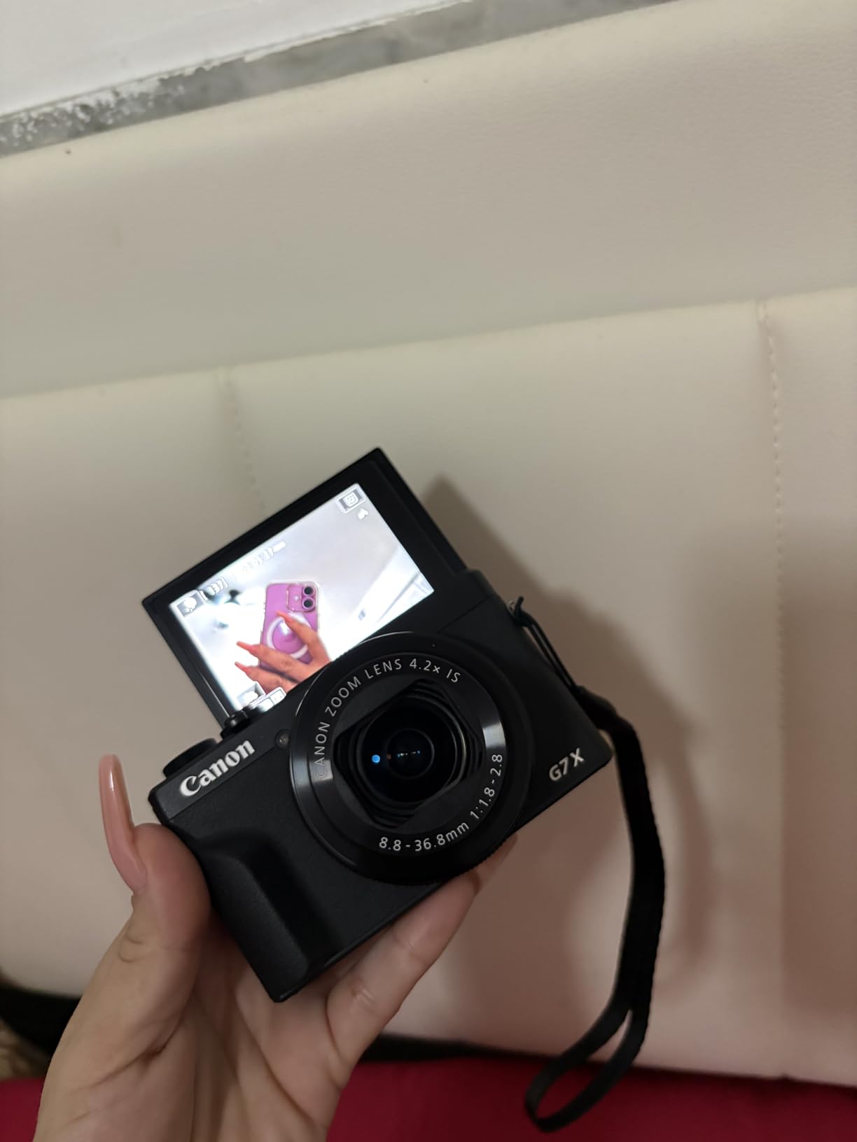 Canon PowerShot G7 X Mark III Digital Camera (Black) customer photo 2