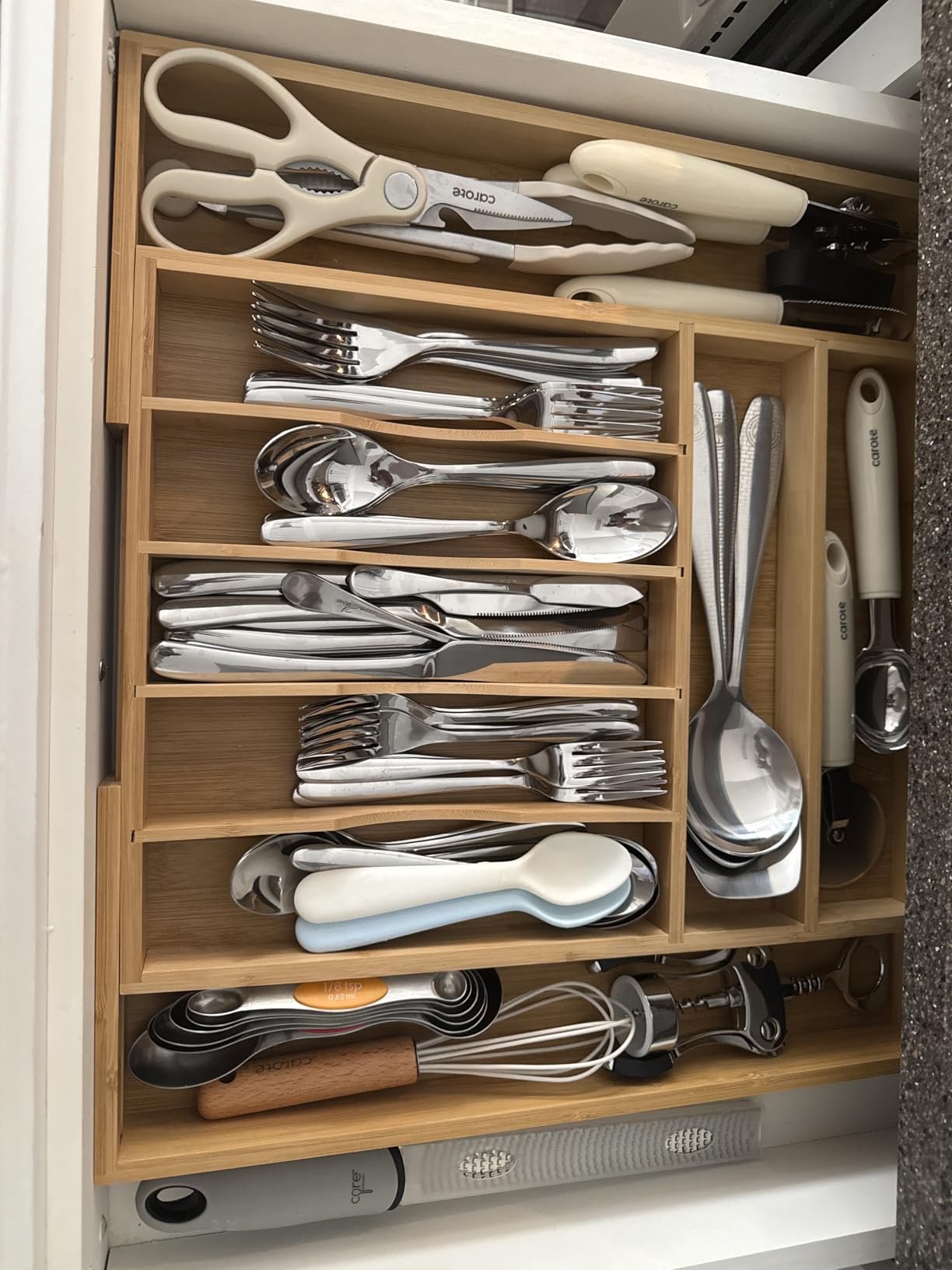 ROYAL CRAFT WOOD Luxury Bamboo Kitchen Drawer Organizer - Silverware Organizer, Utensil Holder & Cutlery Tray Drawer Dividers for Flatware (9 Slot, Natural) customer photo 2