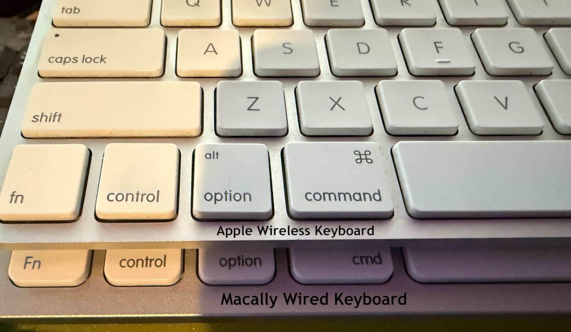 Macally Small USB Wired Keyboard for Mac and Windows - 78 Scissor Keys, 13 Shortcut Compatible Apple Keyboard - Mini Compact USB Computer Keyboard That Saves Space and Looks Great - Space Grey customer photo 2