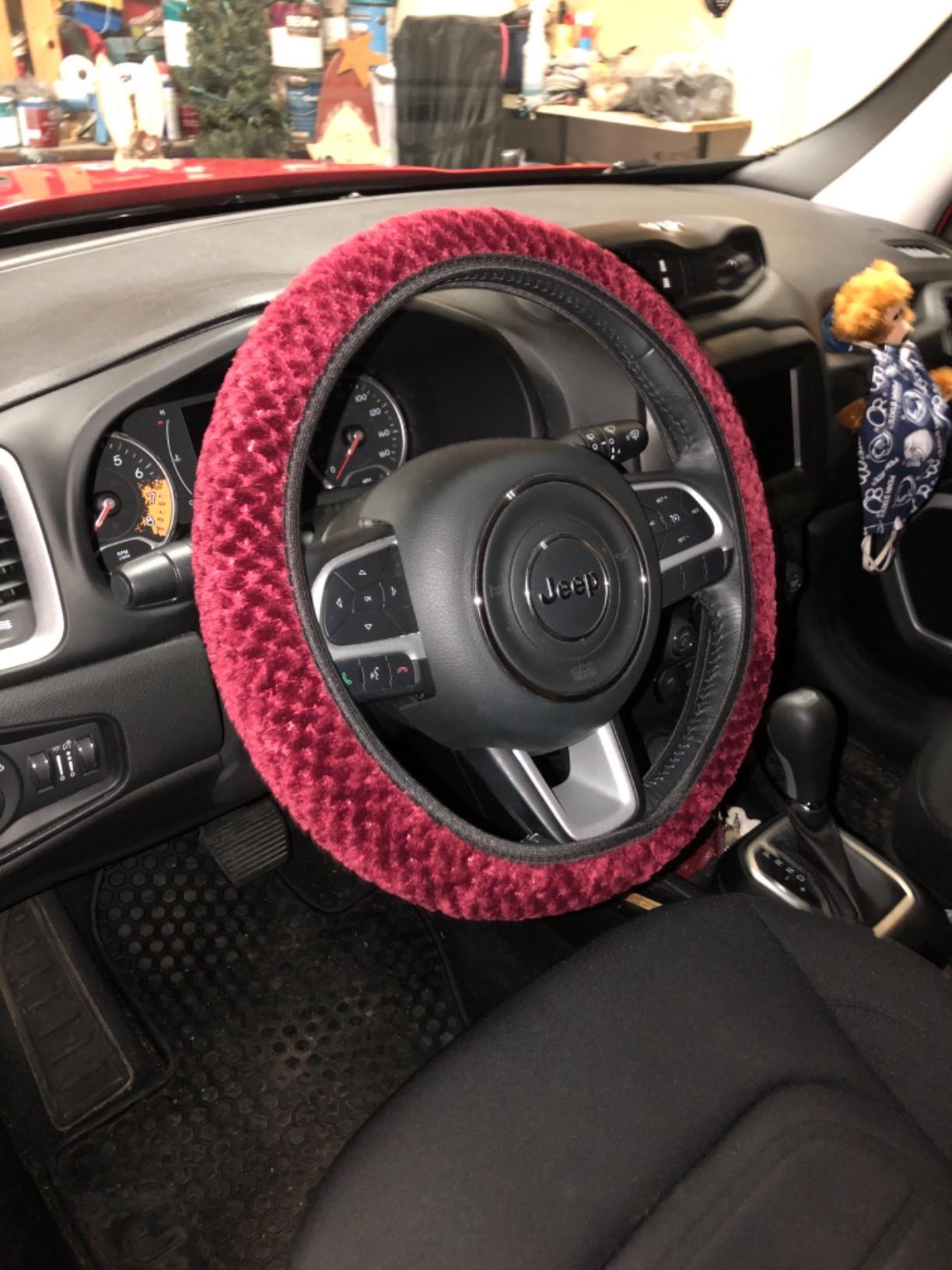 KAFEEK Warm Plush Steering Wheel Cover, Elastic Winter 15 Inch, Black customer photo 1