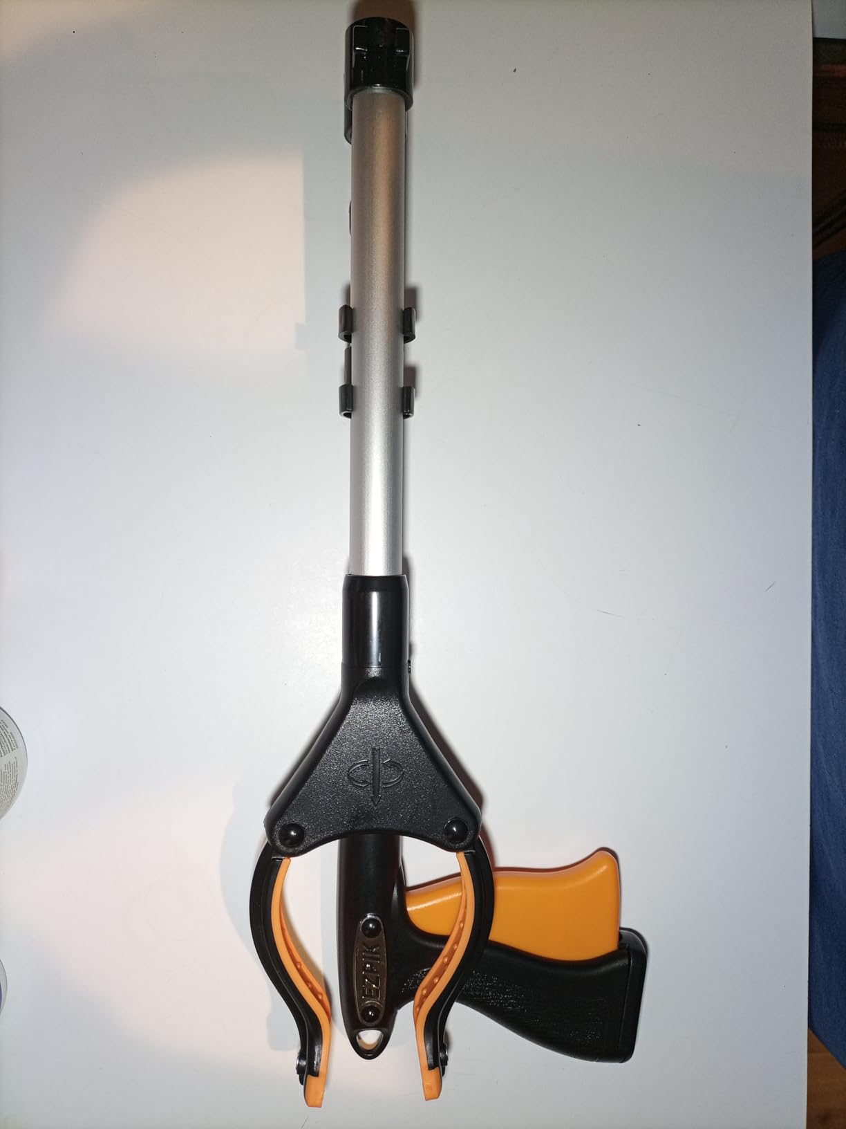 EZPIK Classic 40” Folding Grabber Reacher Tool with Dual Magnets, Heavy Duty Trash Picker Upper Grabber for Seniors & Disabled Users, Aluminum Pickup Tool for Everyday Reaching Aids (Black) customer photo 2