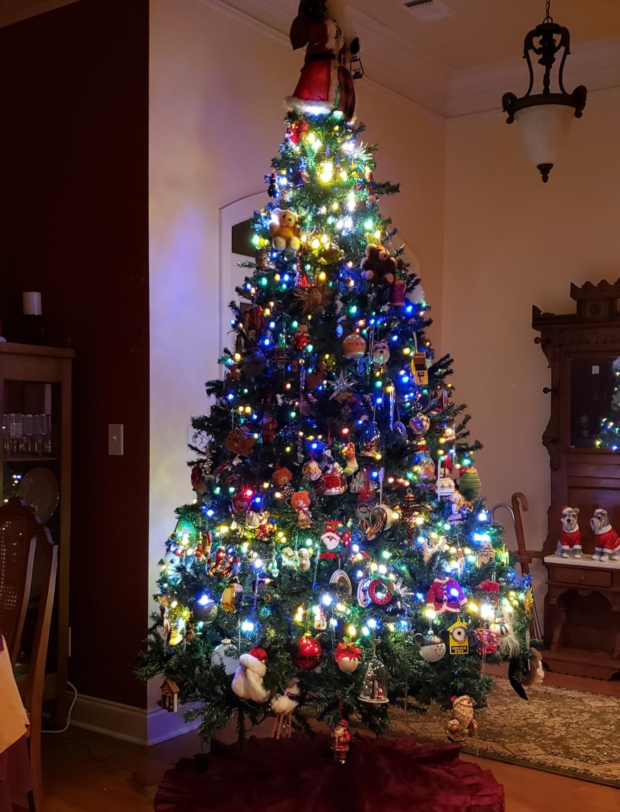 Goplus 6FT Snow Flocked Christmas Tree, Hinged Pine Tree, Artificial Premium PVC Needles/Solid Metal Stand, Xmas Full Tree for Indoor and Outdoor customer photo 1
