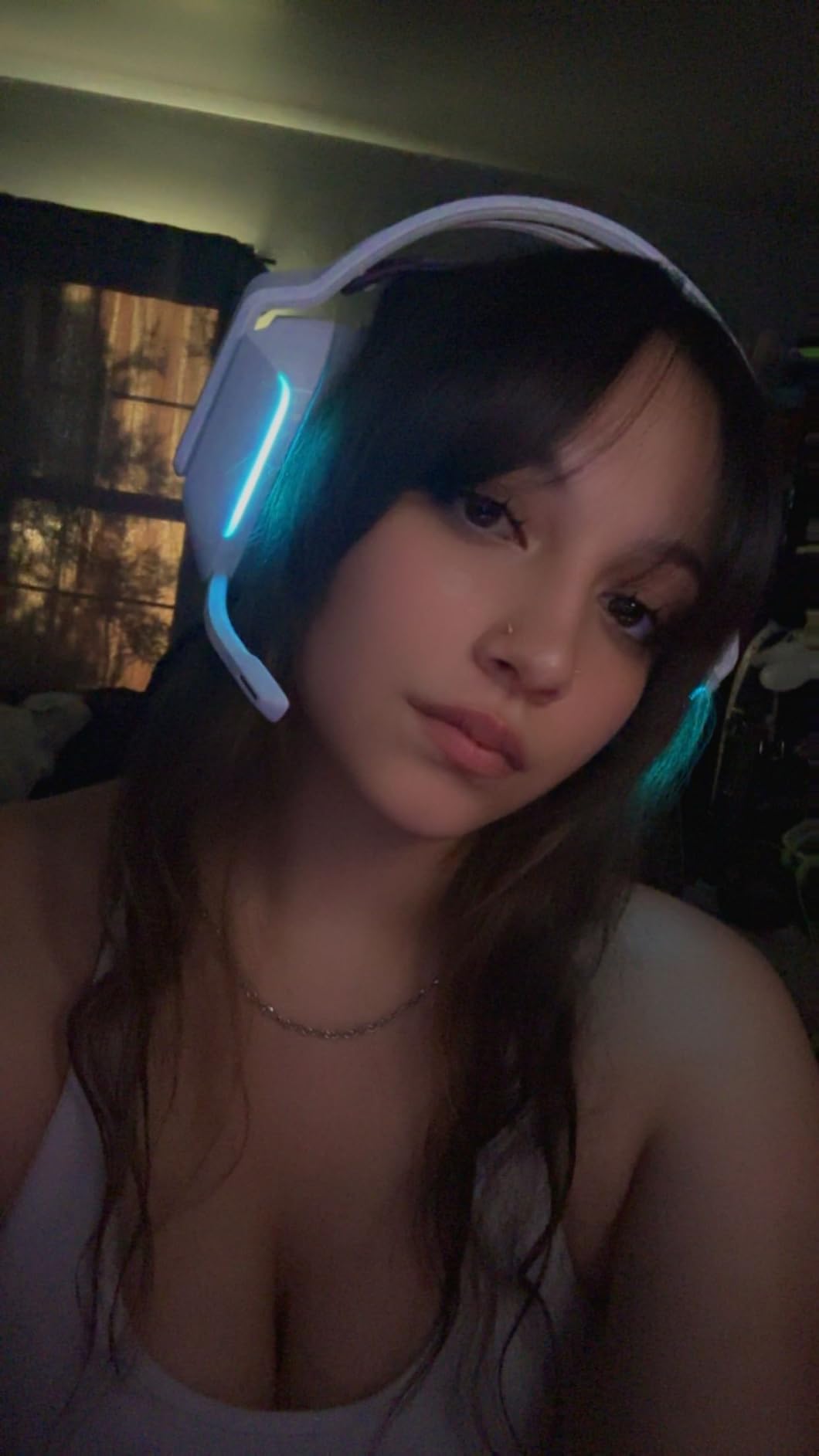 Logitech G733 Lightspeed Wireless Gaming Headset - Black | Suspension Headband, Blue VO!CE Mic, PRO-G Audio, PC, PS5, PS4, Switch Compatible customer photo 2
