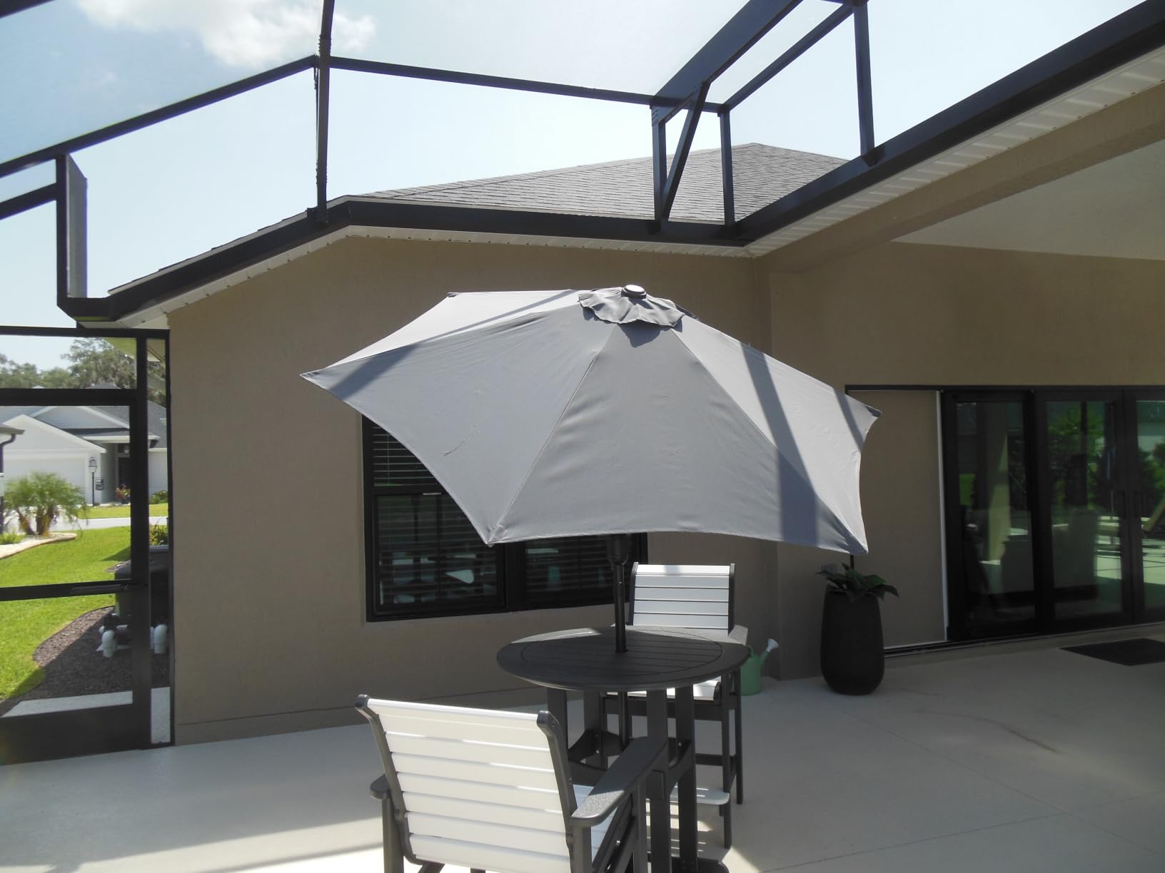 Blissun 7.5 ft Patio Umbrella, Yard Umbrella, Outdoor Market Umbrella with Push Button Tilt Crank (Black&White) customer photo 1