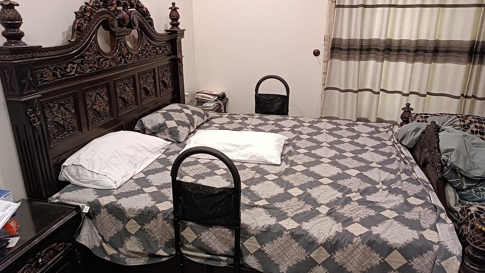 Medical king Bed Rails for Elderly Adults Safety Bed Assist Rails for Seniors with Adjustable Heights ASTM Approved Easy to get in or Out of Bed with Floor Support customer photo 2