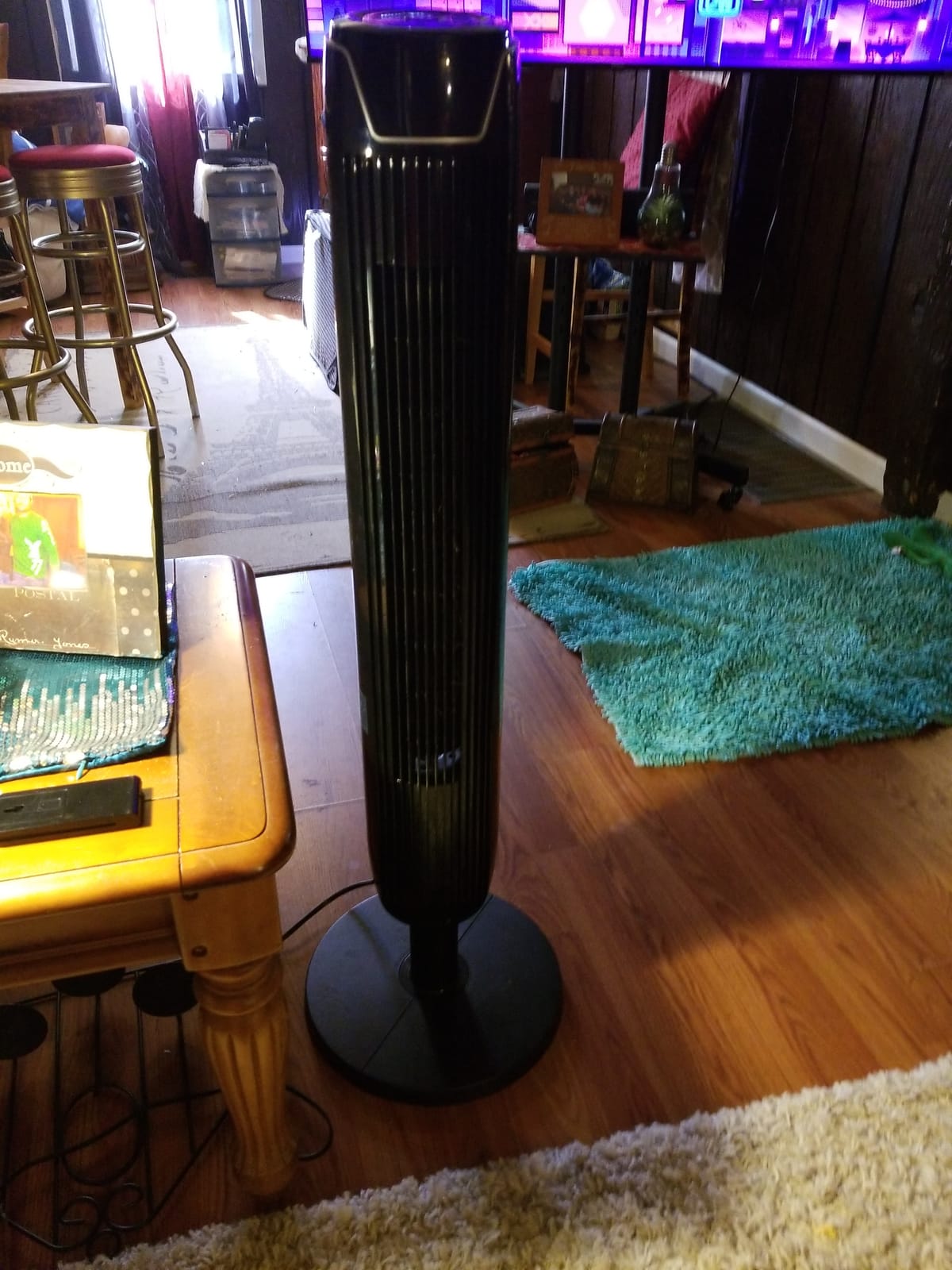 Senville Bladeless Oscillating Tower Fan for Bedroom, Remote, Quiet, Black customer photo 1