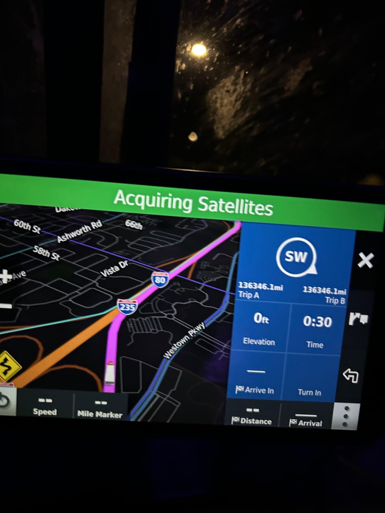 Garmin dezl OTR800, 8-inch GPS Truck Navigator, Easy-to-Read Touchscreen Display, Custom Truck Routing and Load-to-Dock Guidance customer photo 1