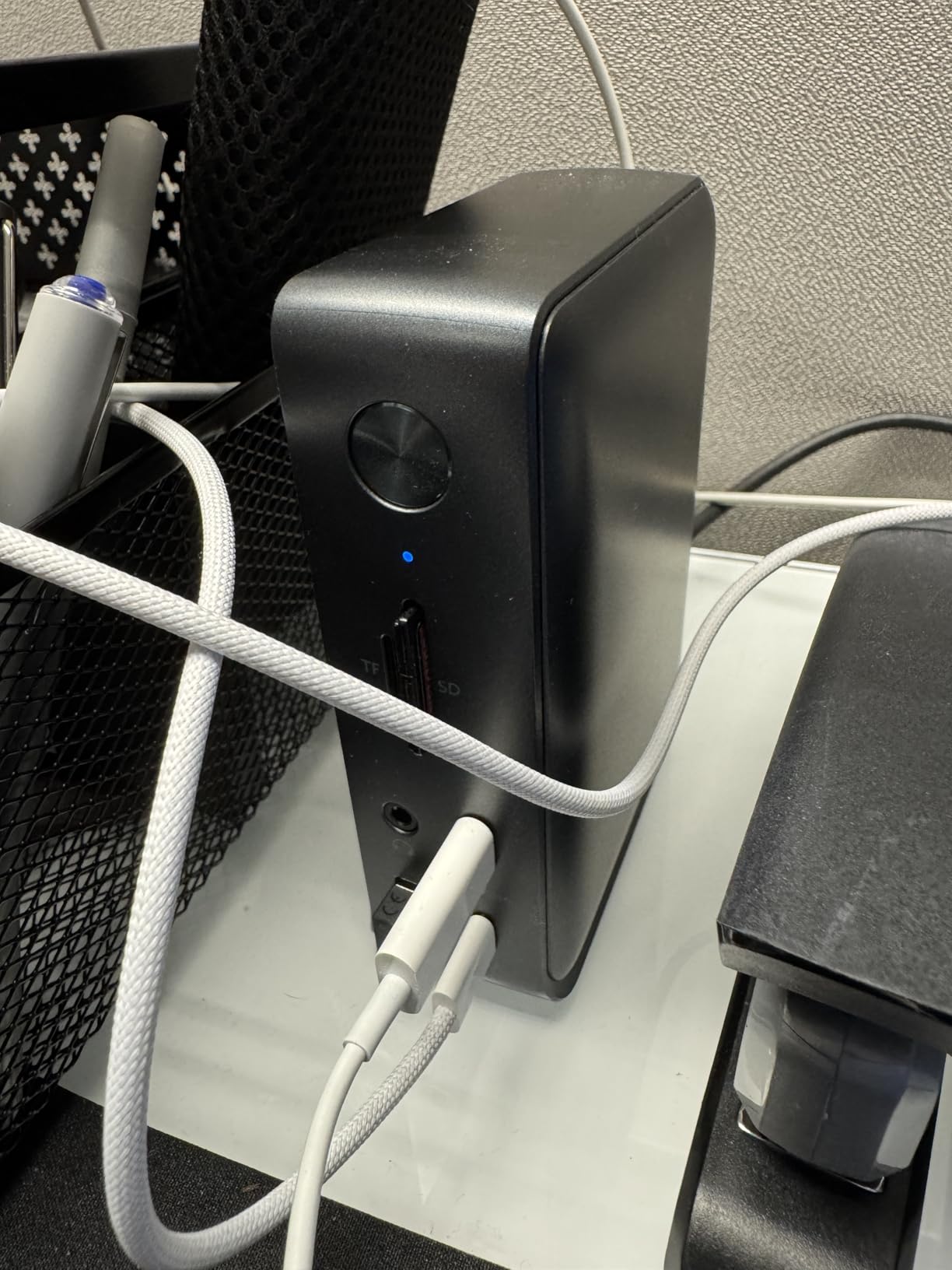 Anker Laptop Docking Station, 13-in-1 USB C Docking Station, Triple Display customer photo 2