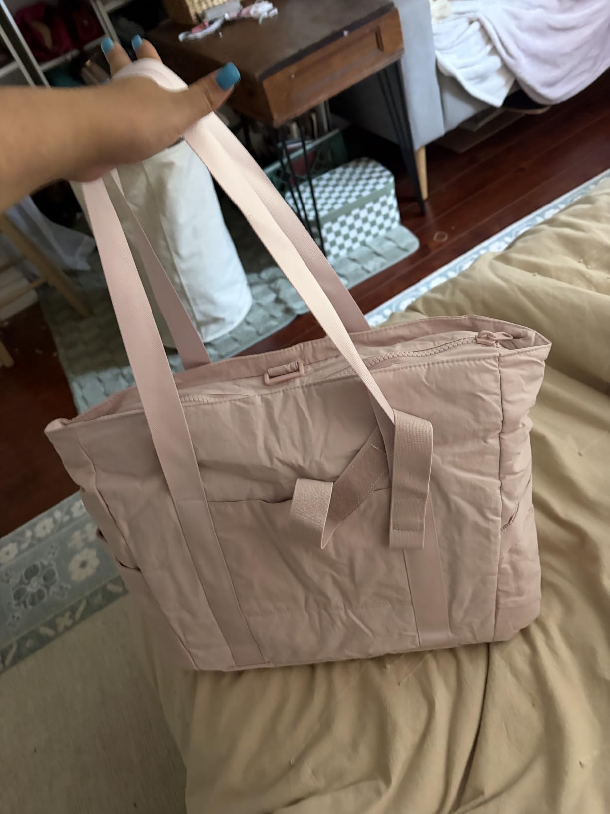 BAGSMART Gym Tote Bag for Women, 24L/28L Travel Tote Yoga Mat Bag customer photo 1