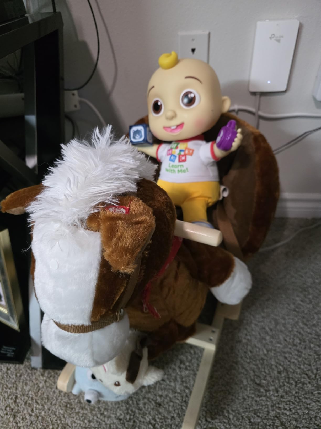Qaba Kids Ride-On Rocking Horse Toy with Lullaby Song 18-36 Months Brown customer photo 2