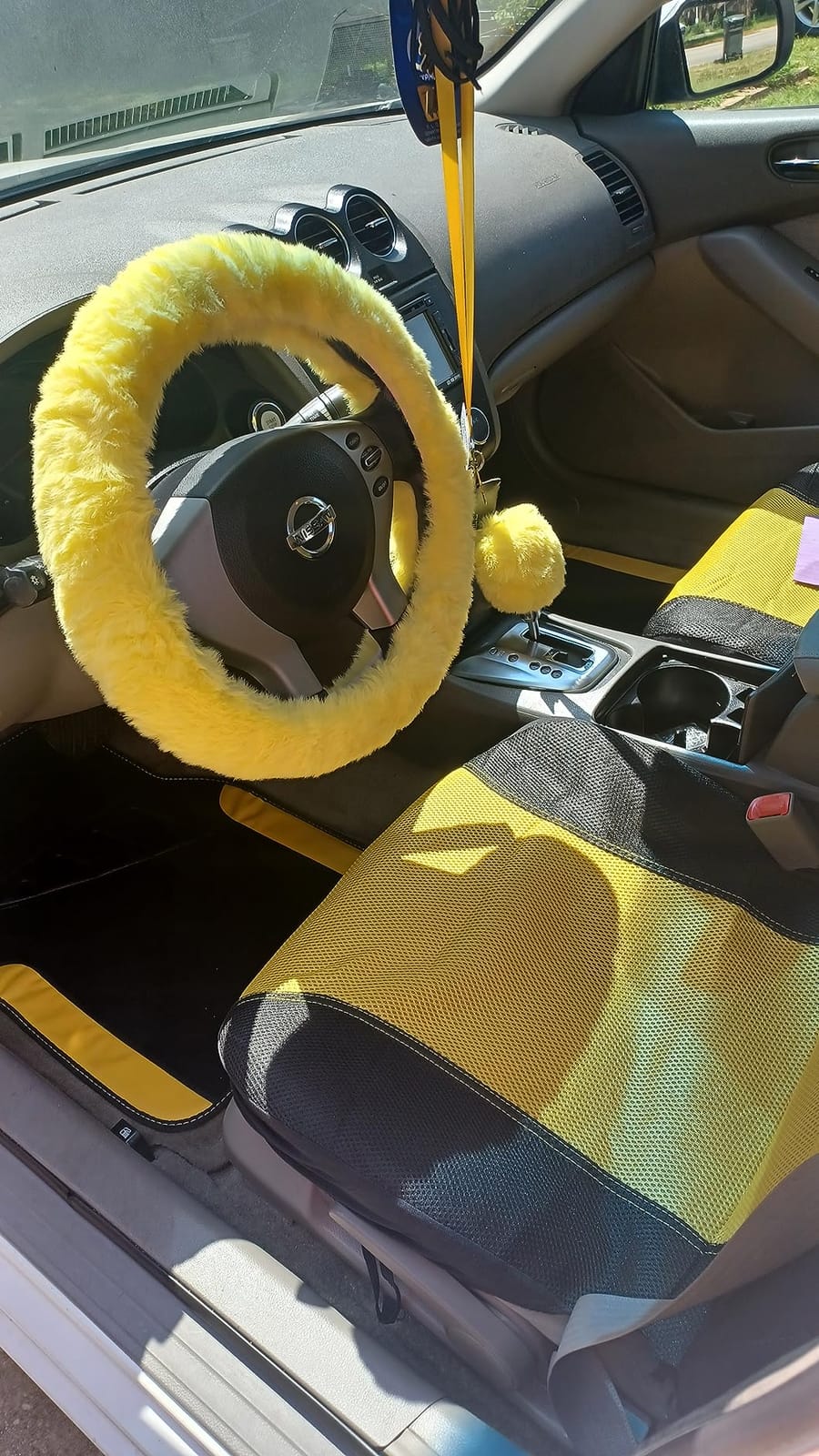 Pinbola 5PCS Black Fluffy Faux Wool Steering Wheel Cover Set Warm Winter customer photo 2