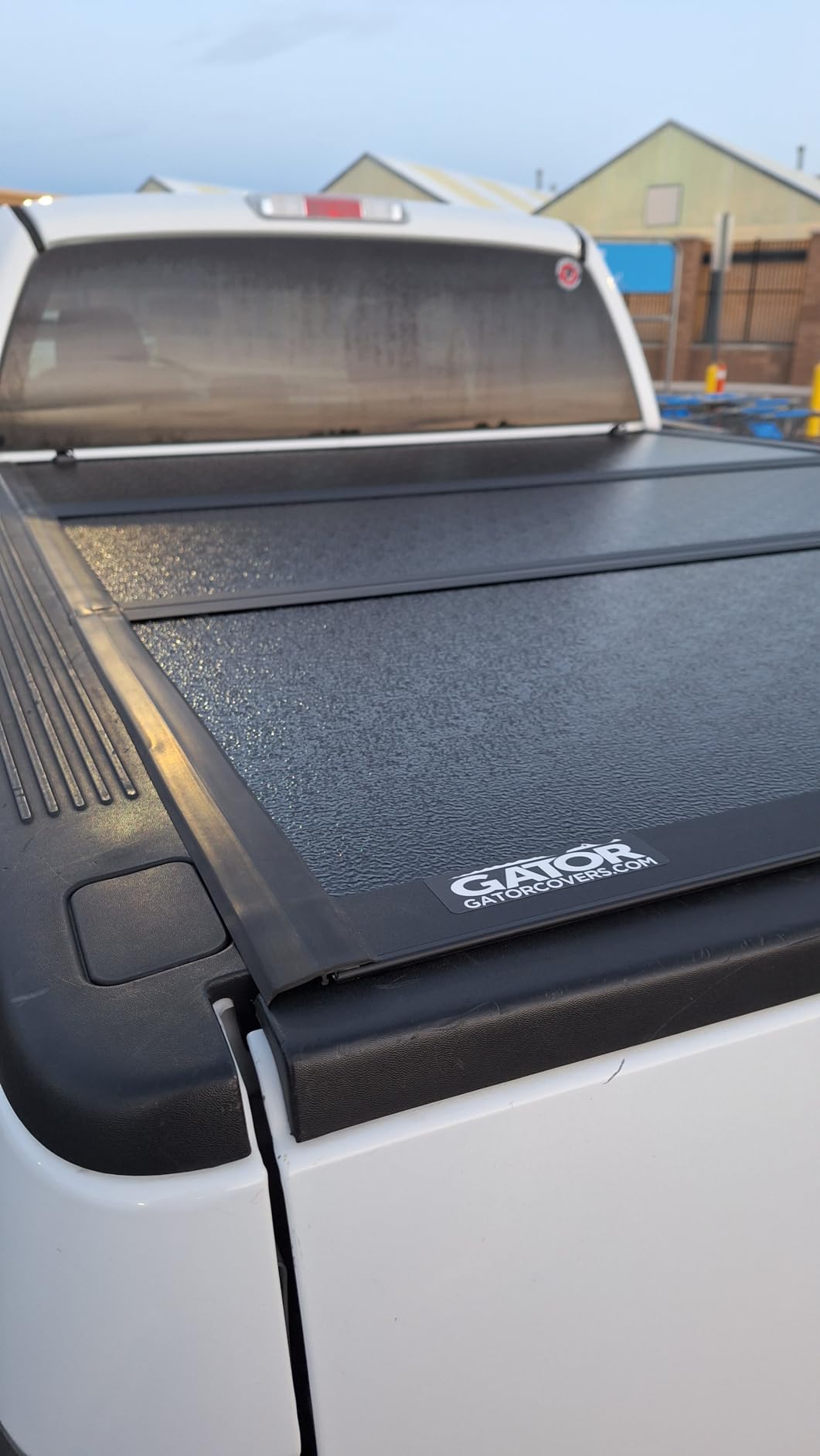 Gator EFX Hard Tri-Fold Truck Bed Tonneau Cover - Heavy-Duty Truck Bed Protection - Durable Aluminum Panels - Hard Folding Tonneau Cover - 2021-2026 Ford F-150 (incl. Raptor/Lightning) - 5'7