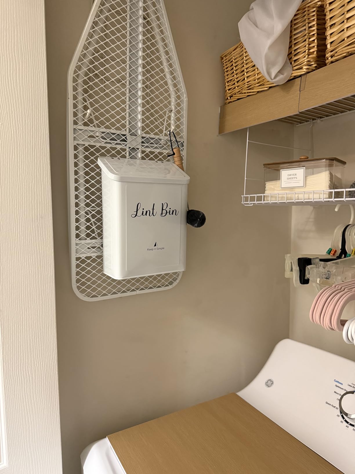 SUBEKYU Magnetic Lint Bin for Laundry Room Organization and Storage,White customer photo 1