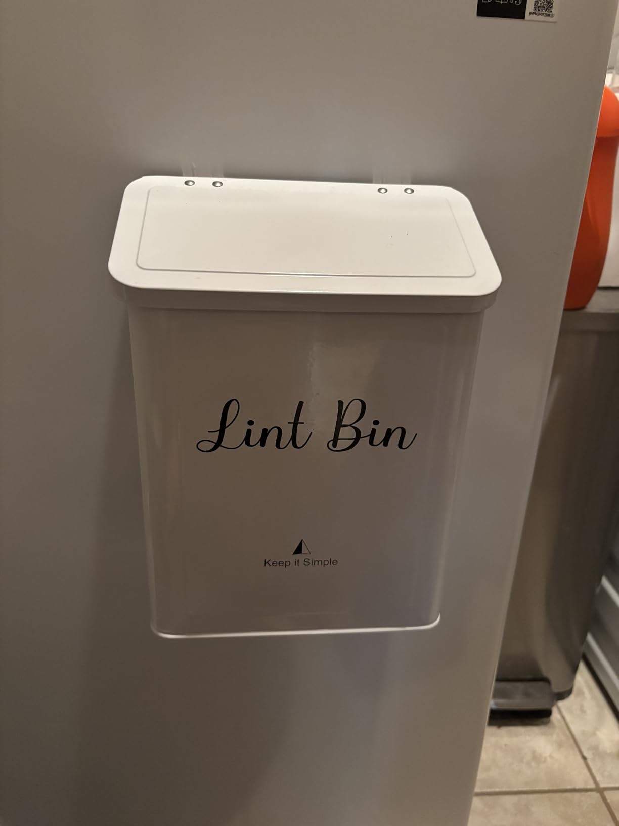 SUBEKYU Magnetic Lint Bin for Laundry Room Organization and Storage,White customer photo 2