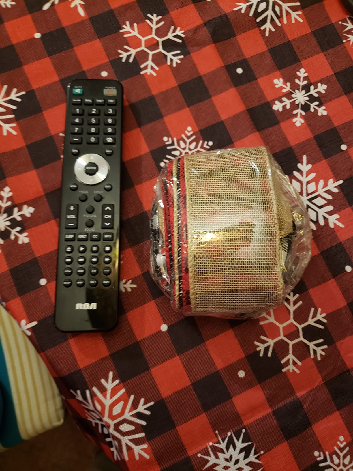 Christmas Tree Topper Large Buffalo Plaid Burlap Red and Black Gift Bow for Xmas Tree Handmade Holiday Party Decorations-13 x 29 Inch customer photo 1
