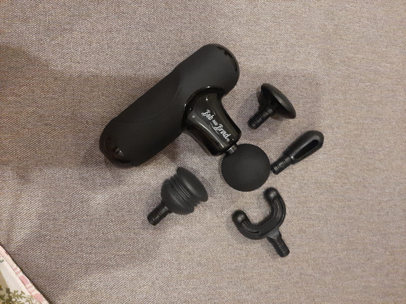 BOB AND BRAD Q2 Mini Massage Gun, Pocket-Sized Deep Tissue Massager Gun, Portable Percussion Muscle Massager Gun, Ultra Small & Quiet Muscle Massage Gun for Muscle Recovery with Carry Case customer photo 1