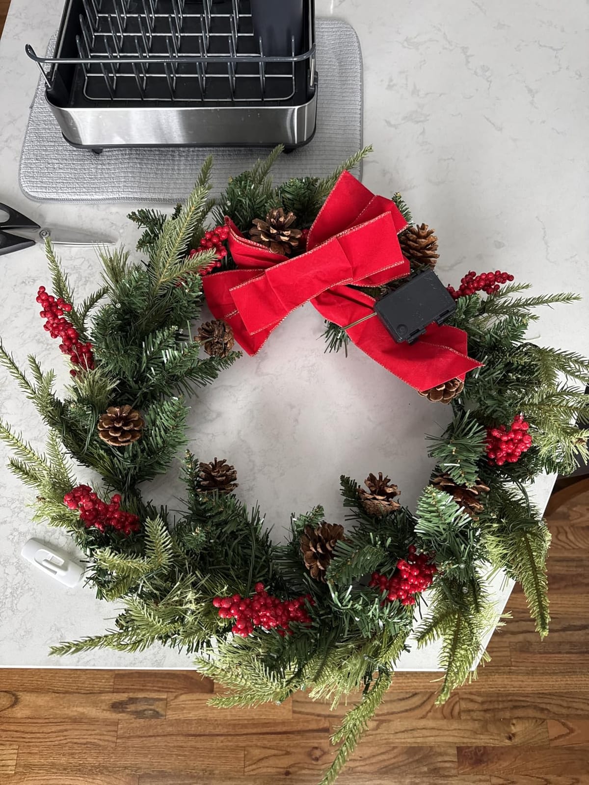 Best Choice Products 24in Pre-Lit Battery Powered Christmas Wreath Artificial Pre-Decorated Holiday Accent w/ 70 Lights, 96 PVC Tips, Ribbons, Pine Cones customer photo 1