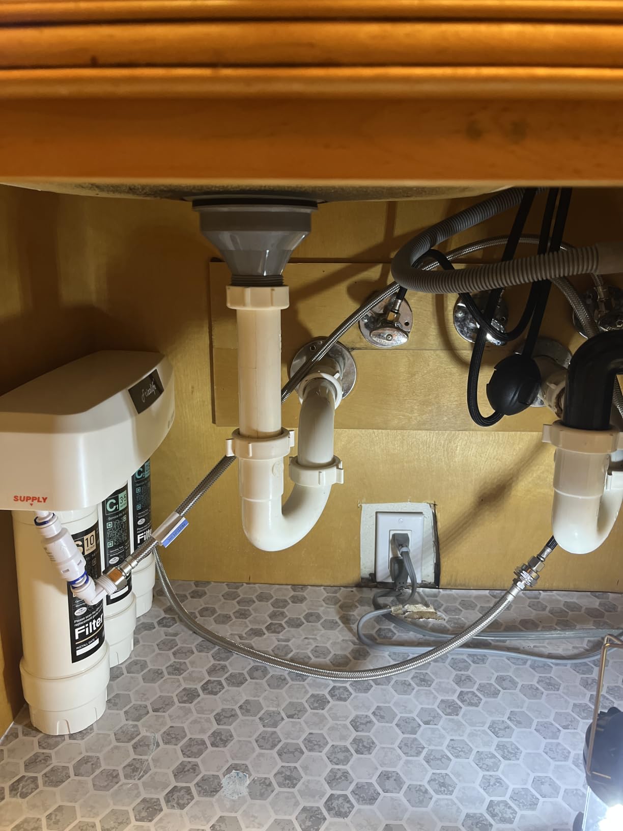 Frizzlife Under Sink Water Filter System, NSF/ANSI 53&42&372 Certified, 8 Layer 0.5 Micron Water Filtration Reduce Chloramine, PFOA/PFOS, Lead, Chlorine, Bad Taste & Odor, Under Counter, SK99-NEW customer photo 2