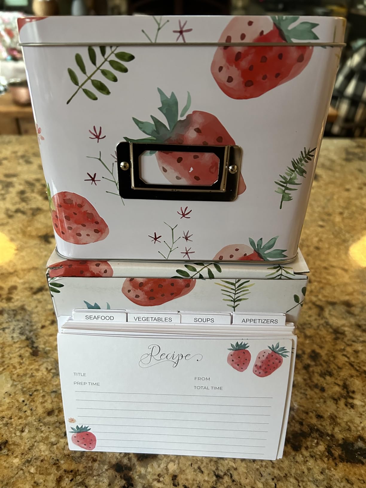 Heart & Berry Lemon Recipe Box with 50 4x6 Recipe Cards and 12 Dividers - Recipe Tin for 4x6 Inches Cards customer photo 2