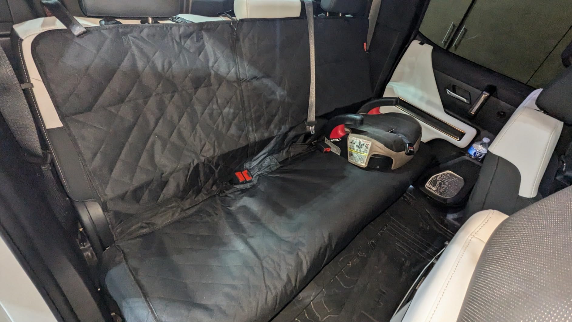 Lusso Gear Dog Car Seat Cover - Waterproof Non-Slip Car Back Seat Protector - Rear Car Seat Cover for Dogs - Universal Fit for Sedans Trucks SUVs - Scratchproof Backseat Car Cover - Machine Washable customer photo 2