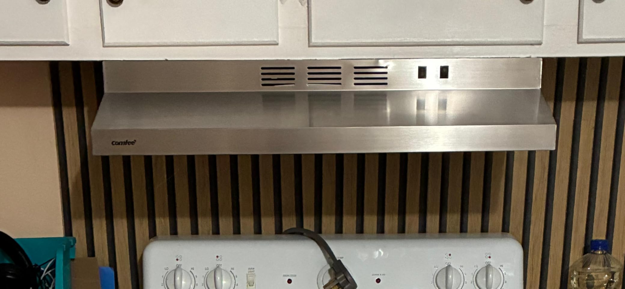 COMFEE' Range Hood 30 Inch Under Cabinet 200 CFM Ducted/Ductless customer photo 1