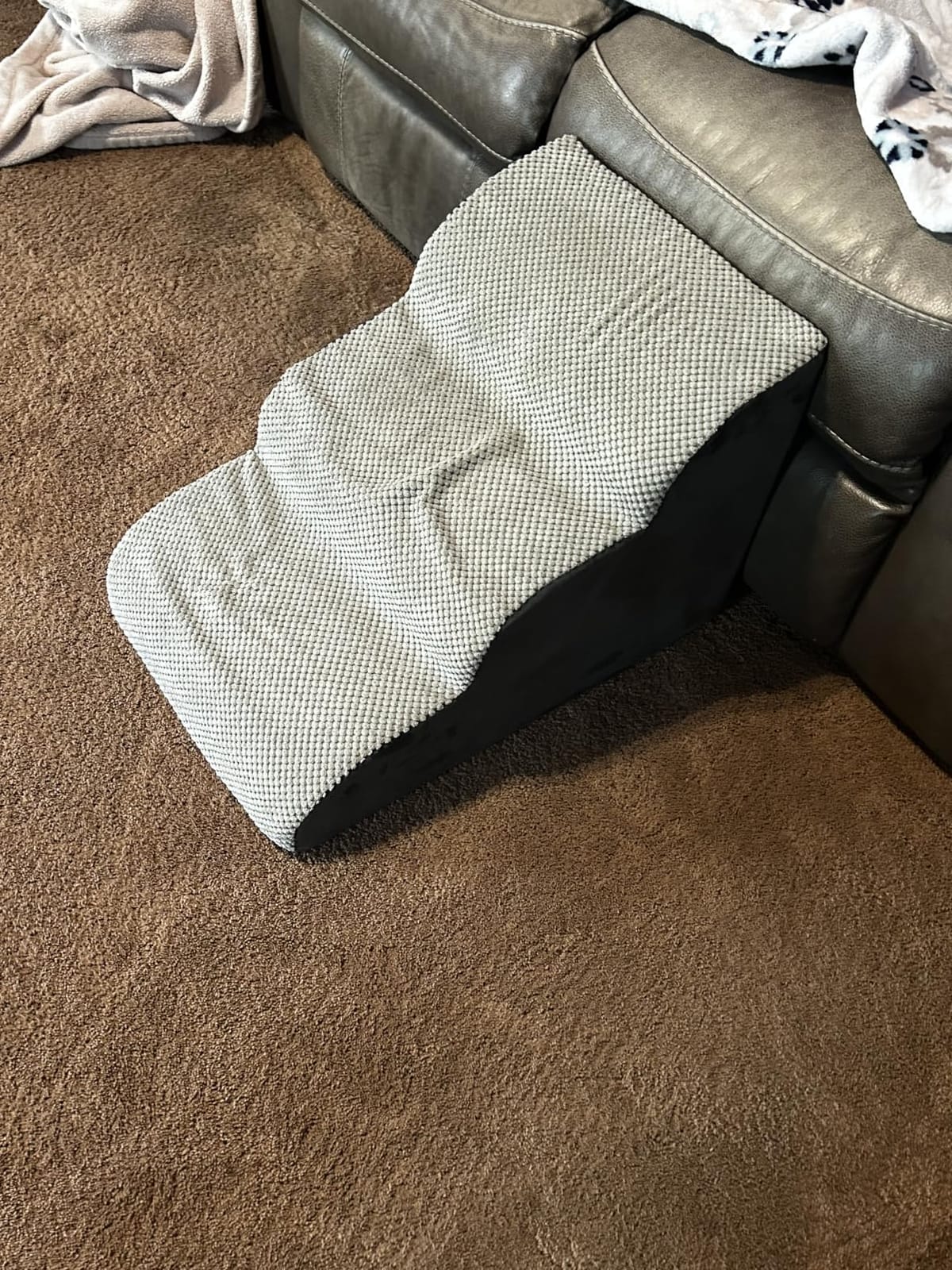 MEJYJEM 3 Steps High Density Foam Dog Stairs Ramps,Non-Slip Pet Steps for Older Dogs,Pet with Joint Pain, Sofa Bed Ladder for Cats customer photo 1