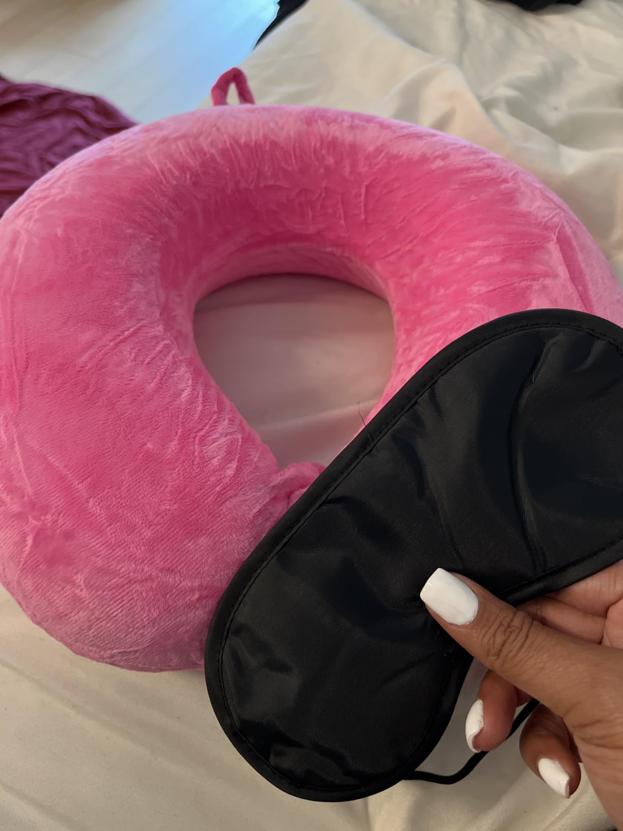 Neck Pillows for Sleeping, Memory Foam Travel Pillow, Pink customer photo 1