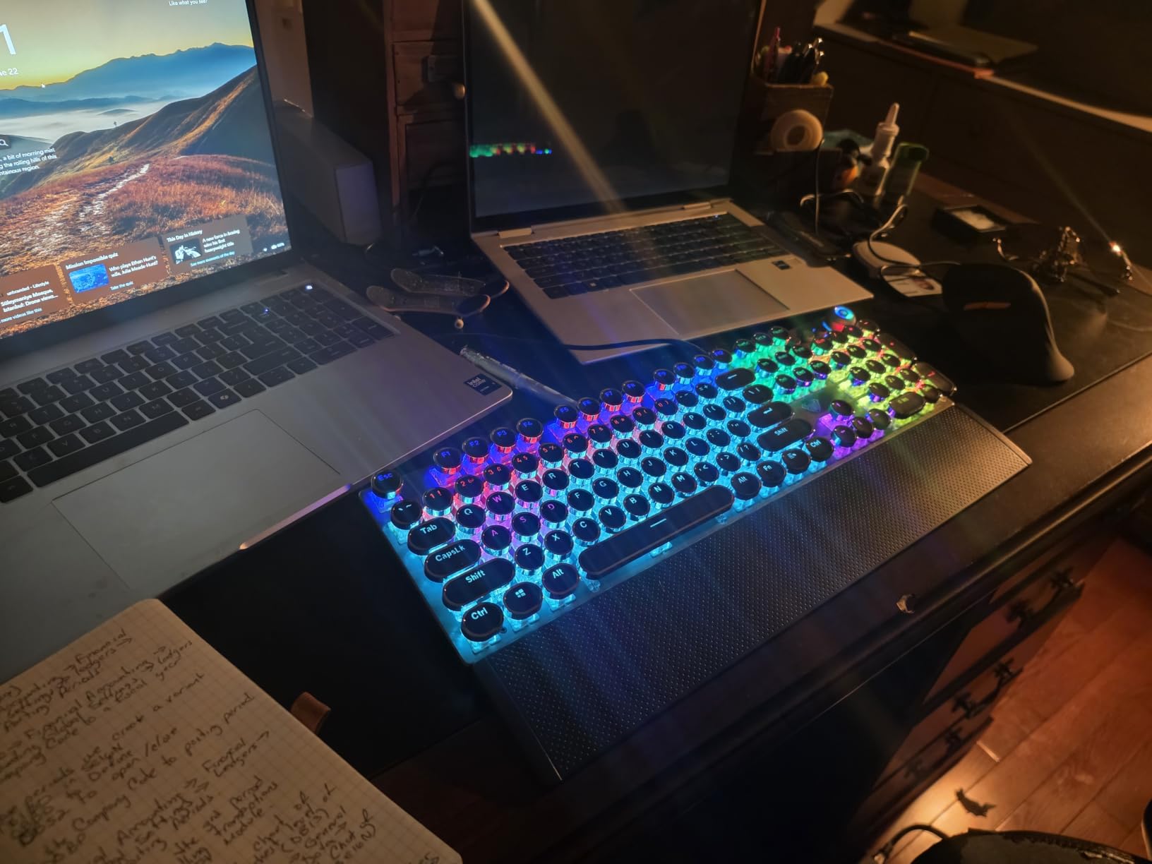 AULA F2088 Typewriter Style Mechanical Gaming Keyboard Wired,Blue Switches,Rainbow LED Backlit,Removable Wrist Rest,Media Control Knob,Retro Punk Round Keycaps,USB Wired Computer Keyboard customer photo 2
