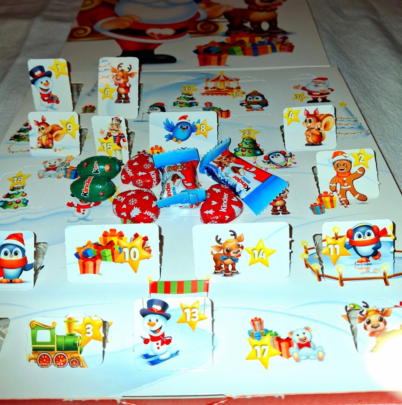 Kinder Chocolate Countdown 2026 Advent Calendar, 2 Pack, Holiday gift for all, Contains Nut, 24 Pieces, 8.8 oz customer photo 1