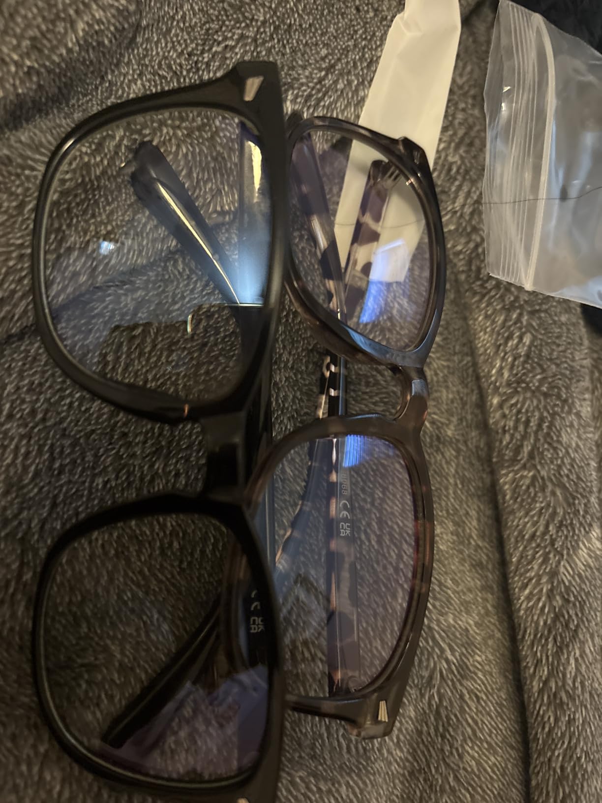 hunsquer Blue Light Glasses for Woman/Men customer photo 2