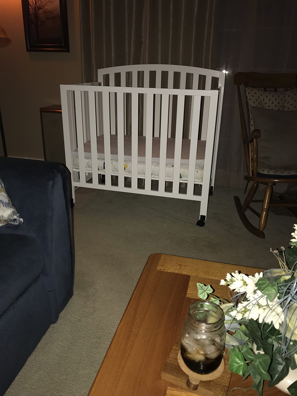 DaVinci Dylan 3-in-1 Convertible Portable Mini Crib, Espresso customer photo 1