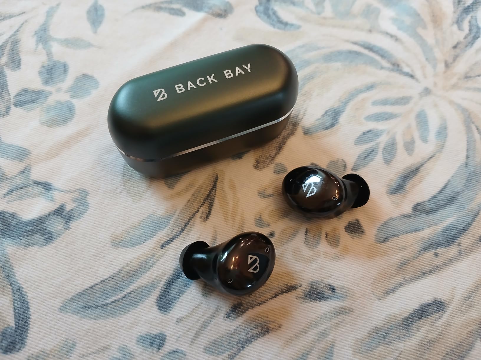 Back Bay Audio Mini Wireless Earbuds for Small Ears, Award-Winning Sound customer photo 2