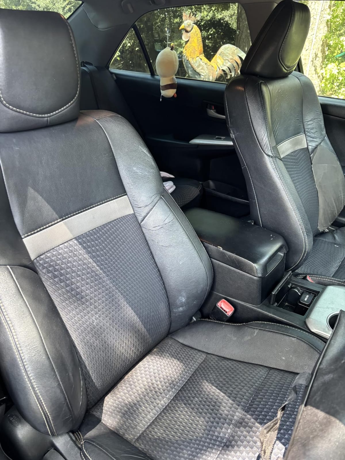 Coverado Car Seat Covers 5 Pieces, Full Set Universal Seat Covers for Cars, Waterproof Nappa Leather Auto Seat Protectors with Head Pillow, Car Interiors Fit for Most Sedans SUV Pick-up Truck, Black customer photo 2