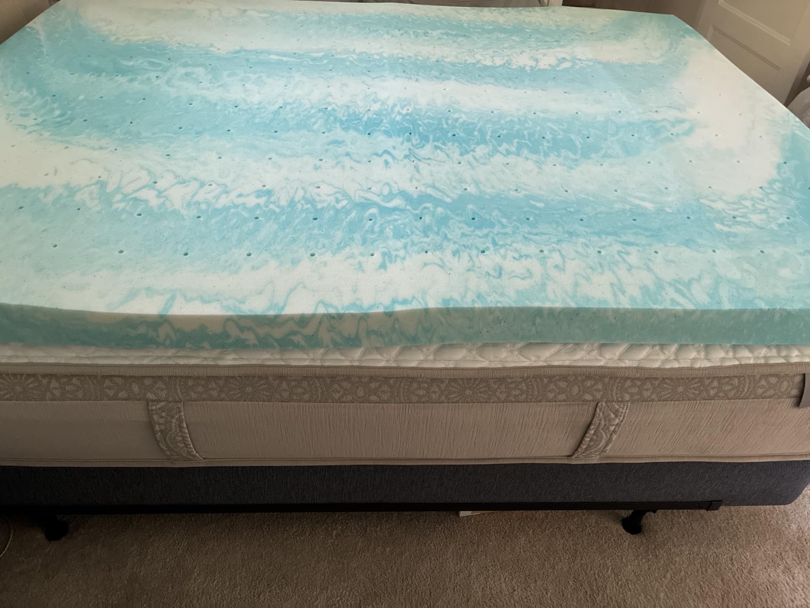 EGO 3 Inch Queen Mattress Topper Gel Memory Foam for Pressure Relief | Cooling Gel Infused, Ventilated Design Bed Topper in a Box, CertiPUR-US Certified, 80