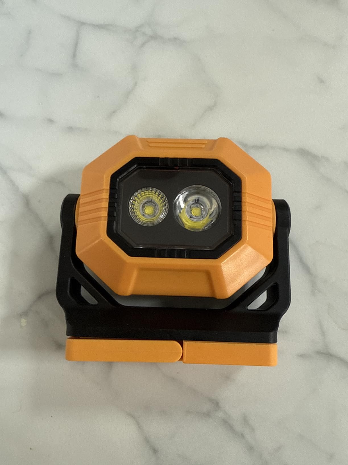 Easymaxx Rechargeable Magnetic Work Light 2 Pack, 1500LM LED Flashlight customer photo 2