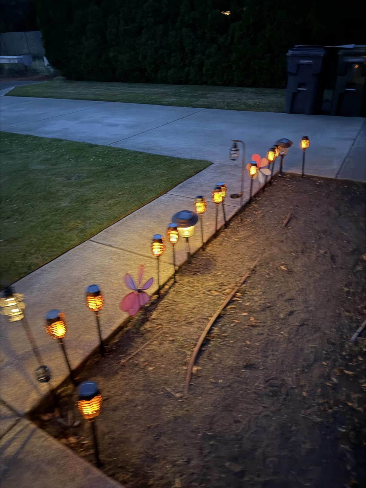 IkeeRuic Solar Torch Light with Flickering Flame for Halloween Decorations customer photo 2