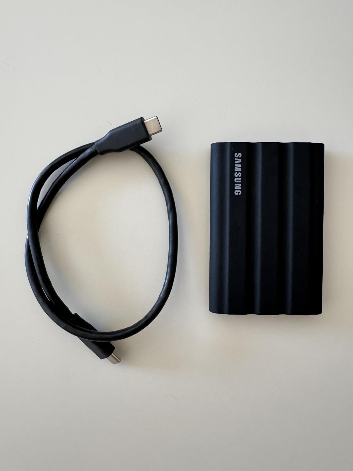 Samsung T7 Shield Portable SSD 1TB, USB 3.2 Gen 2, Up to 1,050 MB/s customer photo 1