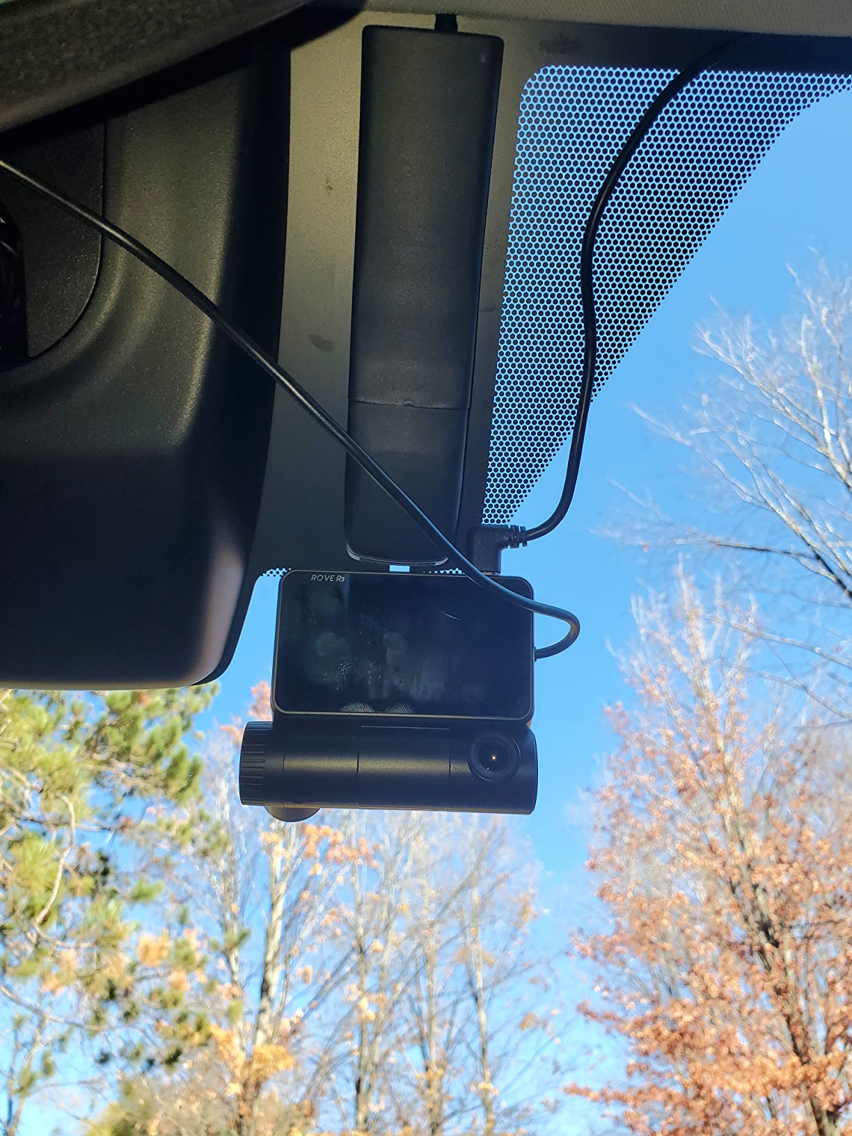 ROVE R3 3 Channel Dash Cam Front and Rear with Cabin, 3in IPS Touch Screen customer photo 1