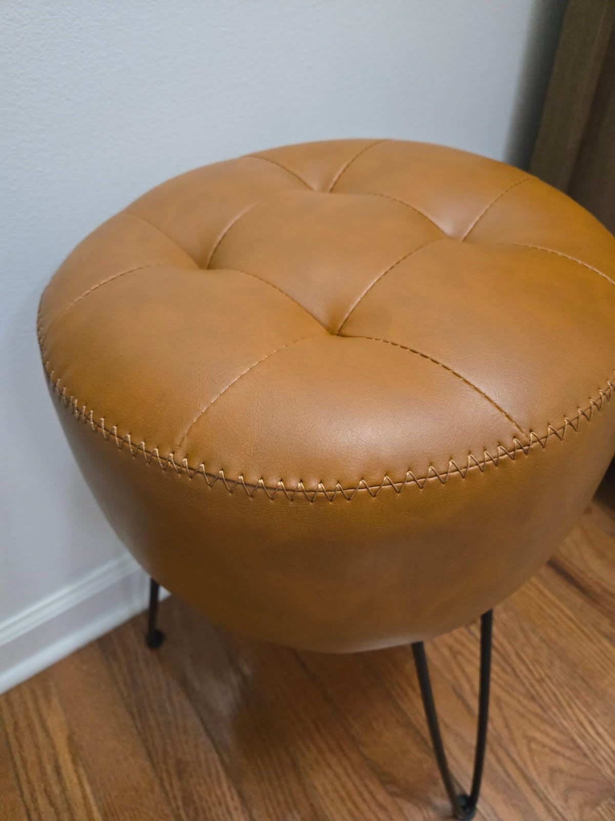 LUE BONA Faux Leather Vanity Stool Chair for Makeup Room,Brown Stool for Vanity,19” Height, Tufted Small Vanity Chair with Metal Legs, Modern Foot Ottoman for Bedroom, Living Room customer photo 1