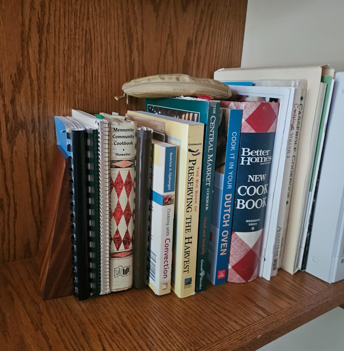 DRELIFAM Wood Handmade Book Ends to Hold Books Large Heavy Duty Bookends for Shelves Decorative Book End for Heavy Books customer photo 2