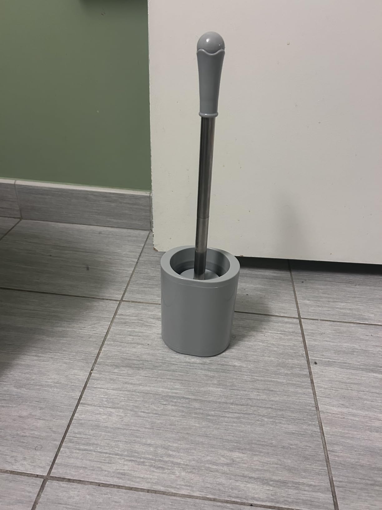 AONEZ Compact Toilet Brush & Holder, Stainless Steel Handle, Space Saving for Storage, Deep Cleaning, Drip-Proof, Easy to Assemble, Nylon Bristles, White & Grey customer photo 1