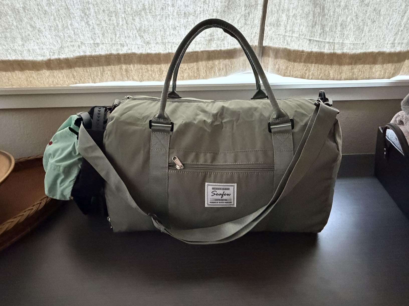 Gym Bag Womens Mens with Shoes Compartment and Wet Pocket Travel Duffel Bag for Women for Plane Sport Gym Tote Bags Swimming Yoga Waterproof Weekend Overnight Carry on Bag Hospital Holdalls customer photo 2