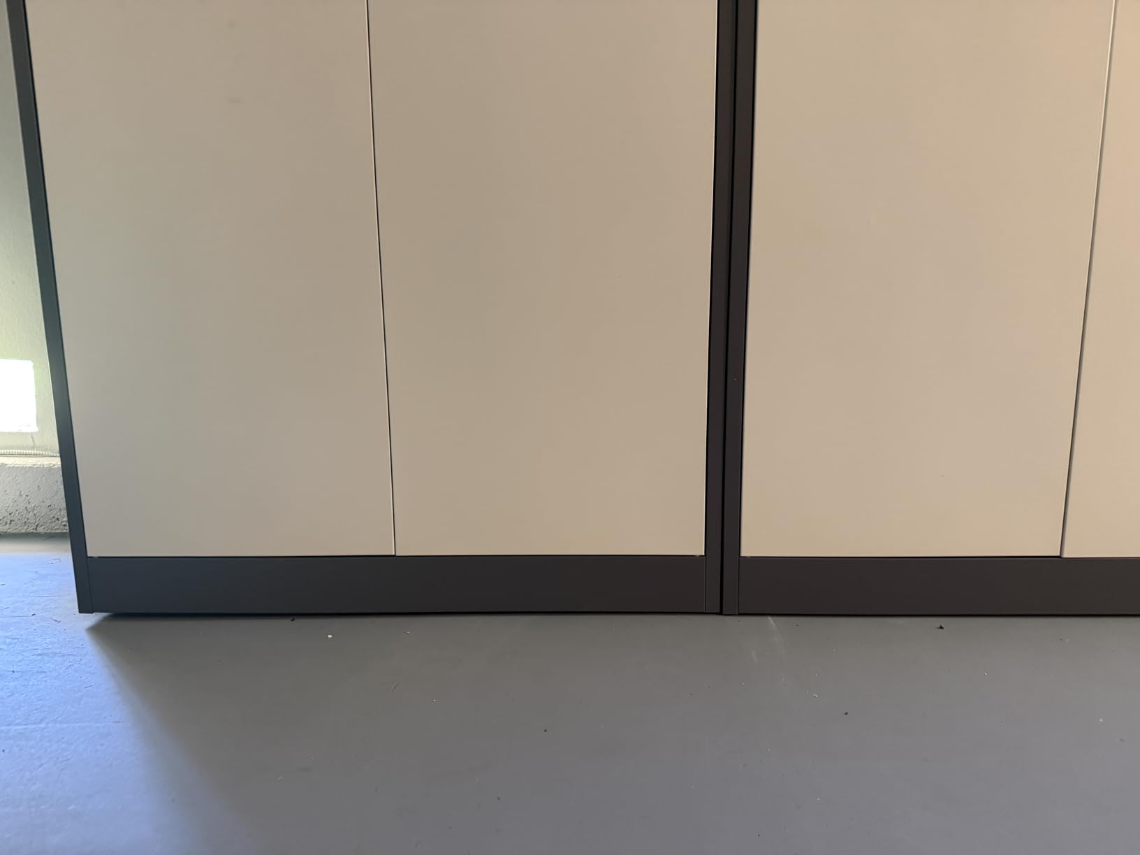 Yizosh Metal Garage Storage Cabinet with 2 Doors and 5 Adjustable Shelves - 71